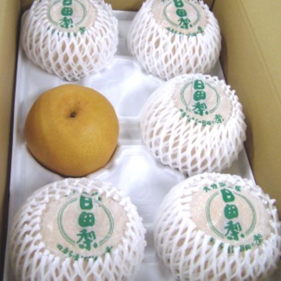 新高(にいたか)梨の画像